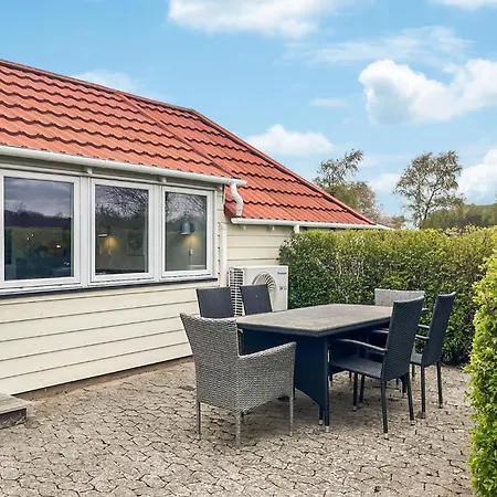 Feriehus Brenderup Fyn With Fireplace I Skovs-Hojrup